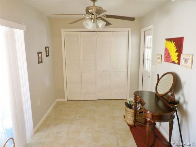 225 W Hollyfern Place, Beverly Hills, FL 34465