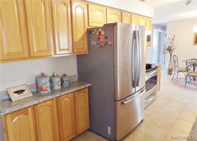 225 W Hollyfern Place, Beverly Hills, FL 34465