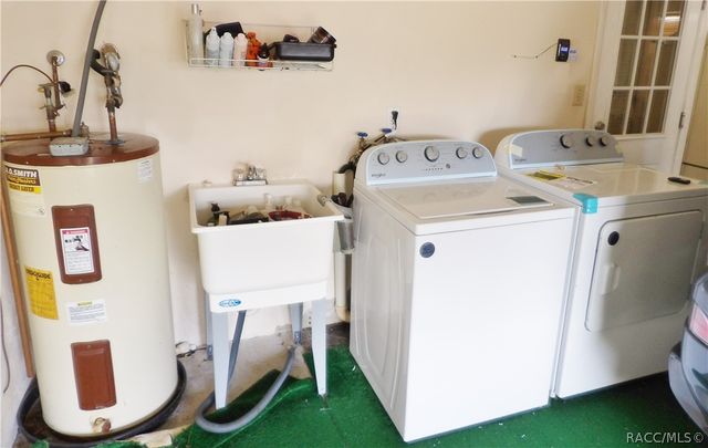 225 W Hollyfern Place, Beverly Hills, FL 34465