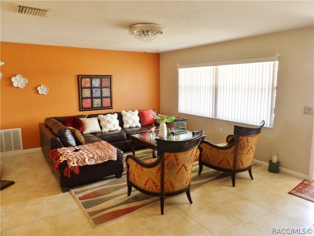 225 W Hollyfern Place, Beverly Hills, FL 34465