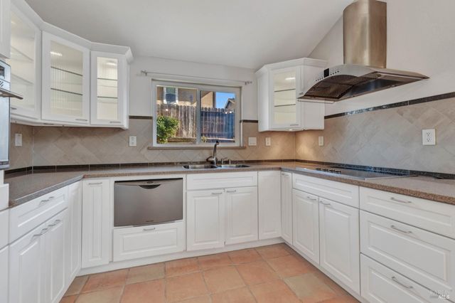 103 Stageline Ct, Vallejo, CA 94591