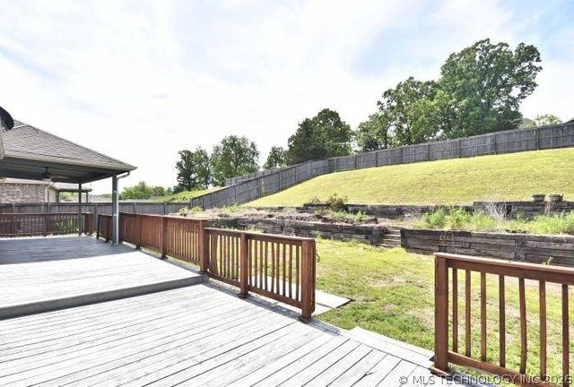 1810 S Stephanie Street, Sapulpa, OK 74066