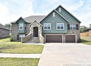 1810 S Stephanie Street, Sapulpa, OK 74066