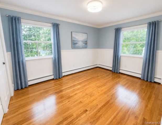6 George Court, Miller Place, NY 11764