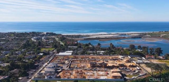 2067 W Pearl Street, Encinitas, CA 92024