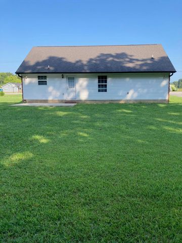 8392 Hixson Pike, Hixson, TN 37343