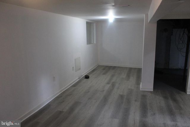 1037 BEECHWOOD DR, Hagerstown, MD 21742