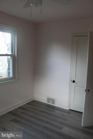 1037 BEECHWOOD DR, Hagerstown, MD 21742