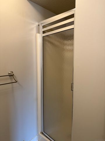 25 Little Oak Lane 25, Rocky Hill, CT 06067