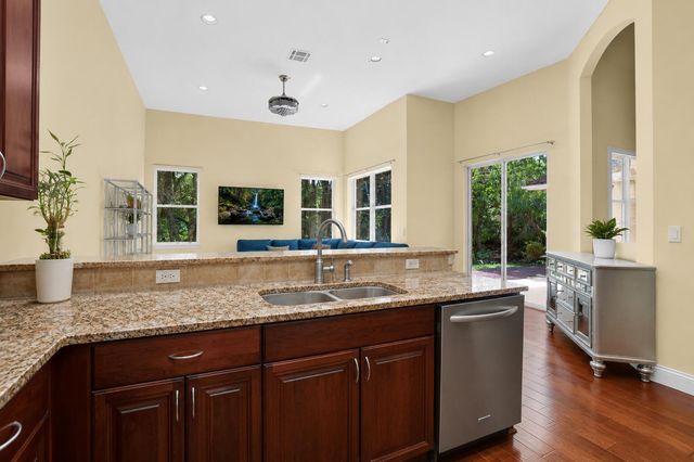 7104 NW 48TH Lane, Coconut Creek, FL 33073