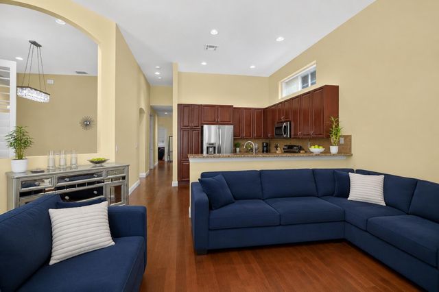 7104 NW 48TH Lane, Coconut Creek, FL 33073