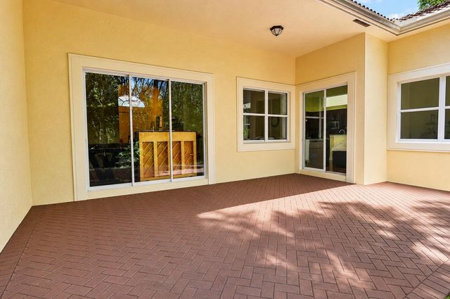 7104 NW 48TH Lane, Coconut Creek, FL 33073