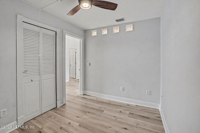 142 GOVERNOR Street 110, Green Cove Springs, FL 32043