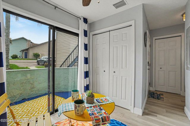 142 GOVERNOR Street 110, Green Cove Springs, FL 32043
