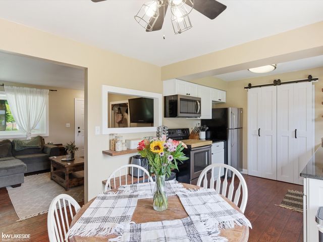 45709 Wakefield Street, Utica, MI 48317