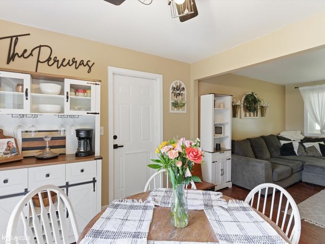 45709 Wakefield Street, Utica, MI 48317