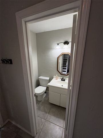 4100 Village Oak Drive, Waco, TX 76710