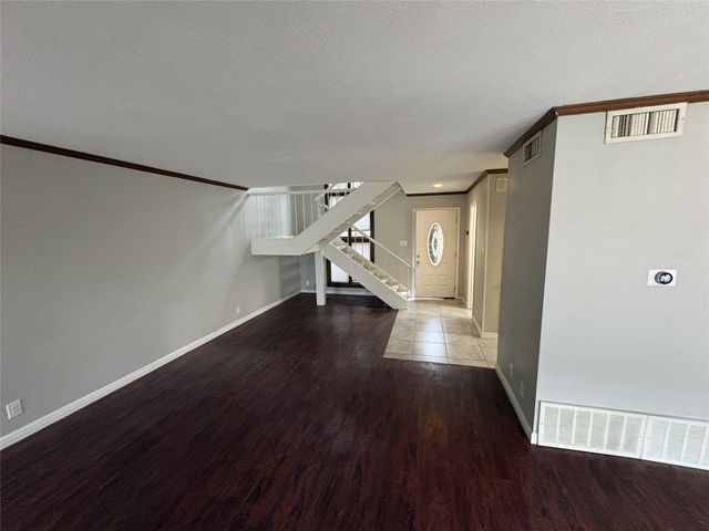 4100 Village Oak Drive, Waco, TX 76710