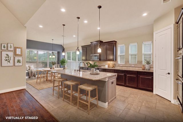 24 Camden Oaks Lane, Montgomery, TX 77356