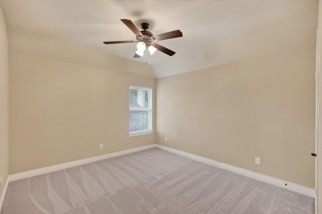 24 Camden Oaks Lane, Montgomery, TX 77356