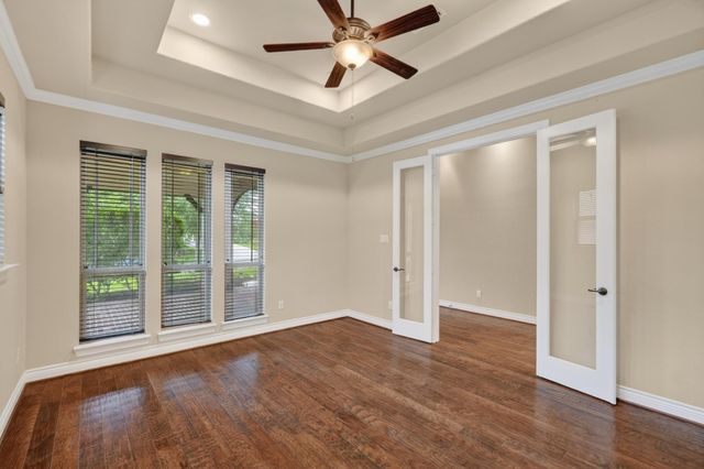 24 Camden Oaks Lane, Montgomery, TX 77356