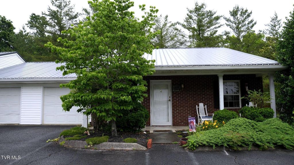 510 Colonial Road Unit 4rd, Rogersville, TN 37857