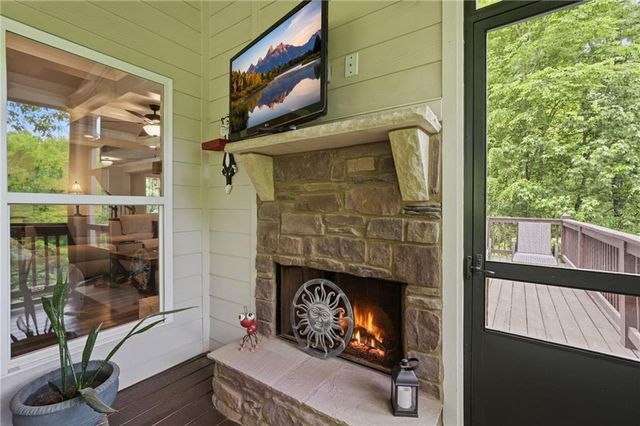 4075 Silverstone Drive, Braselton, GA 30517