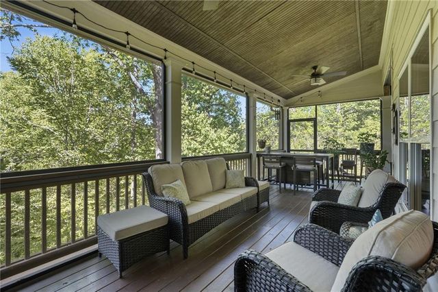 4075 Silverstone Drive, Braselton, GA 30517