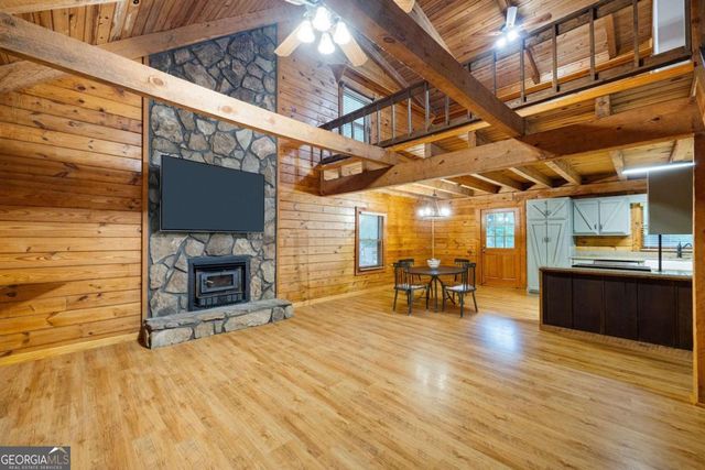 532 Poole Bridge Road, Hiram, GA 30141