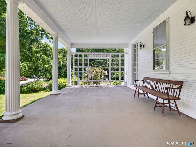 47 East Kings Highway, Chester, CT 06412