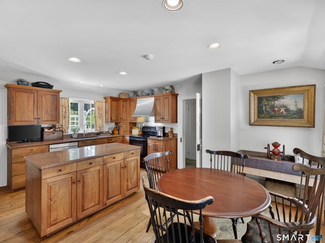 47 East Kings Highway, Chester, CT 06412