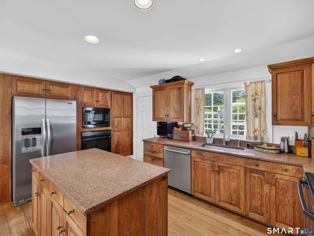47 East Kings Highway, Chester, CT 06412