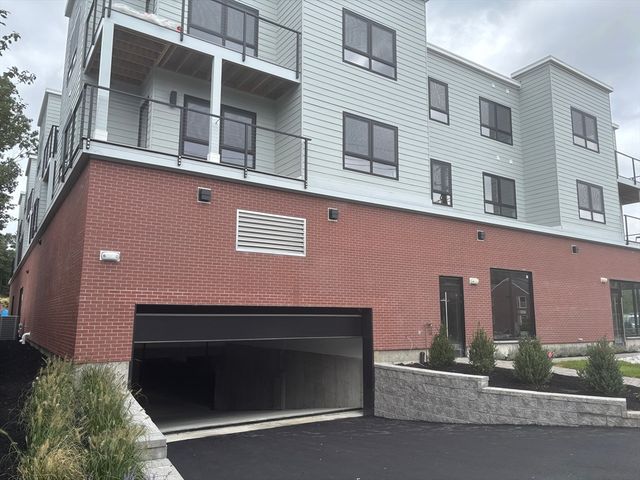 1391 Main Street 300, Walpole, MA 02081