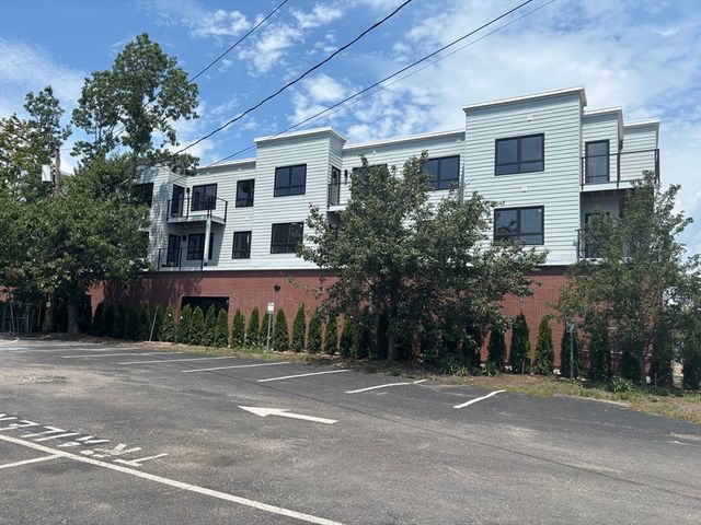 1391 Main Street 300, Walpole, MA 02081