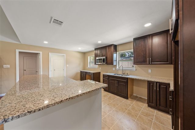 13406 E Cypress Forest Drive, Houston, TX 77070