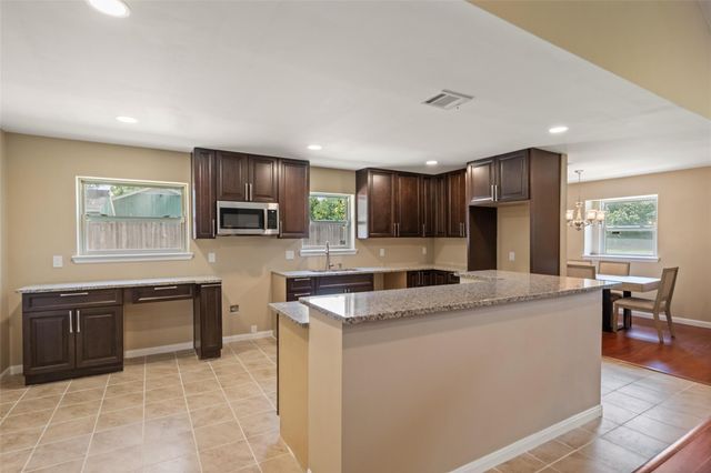 13406 E Cypress Forest Drive, Houston, TX 77070