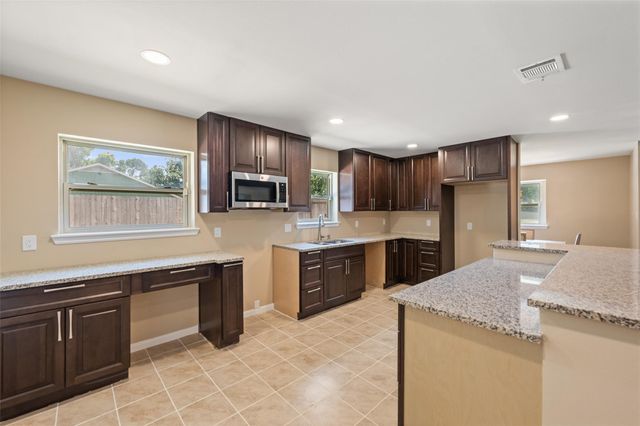 13406 E Cypress Forest Drive, Houston, TX 77070