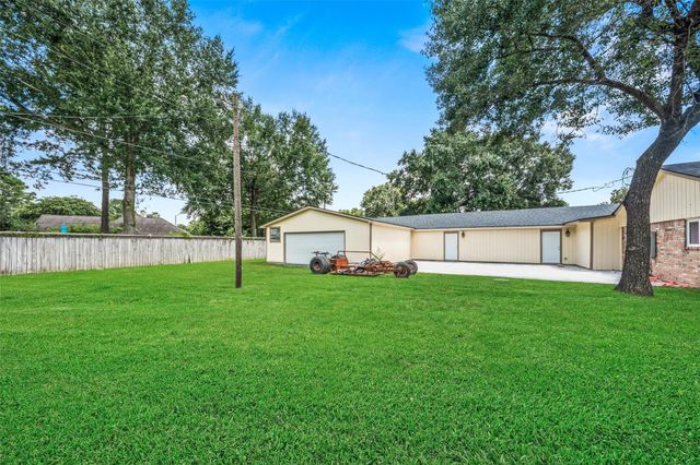 13406 E Cypress Forest Drive, Houston, TX 77070