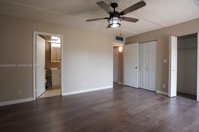 2200 Springdale Boulevard 214, Palm Springs, FL 33461