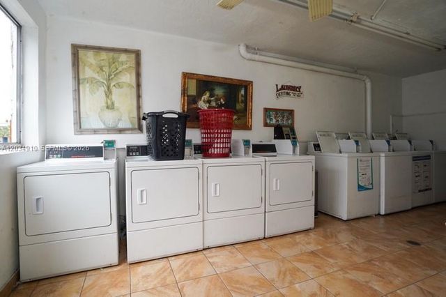2200 Springdale Boulevard 214, Palm Springs, FL 33461