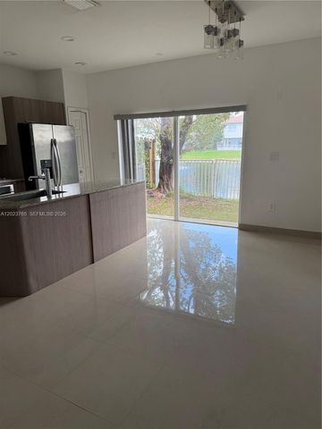 10803 NW 83rd Street 21, Doral, FL 33178