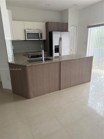 10803 NW 83rd Street 21, Doral, FL 33178
