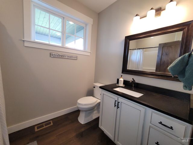 2211 Burrell Ave., Lewiston, ID 83501
