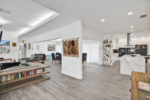 3784 Sheridan Avenue, Miami Beach, FL 33140