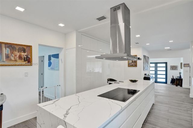 3784 Sheridan Avenue, Miami Beach, FL 33140