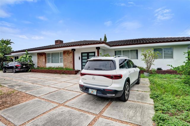 3784 Sheridan Avenue, Miami Beach, FL 33140