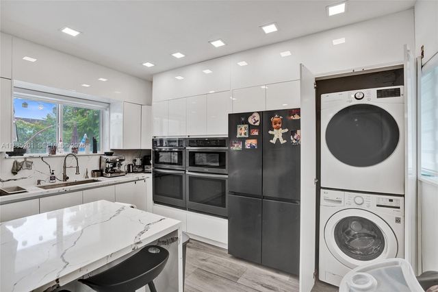 3784 Sheridan Avenue, Miami Beach, FL 33140
