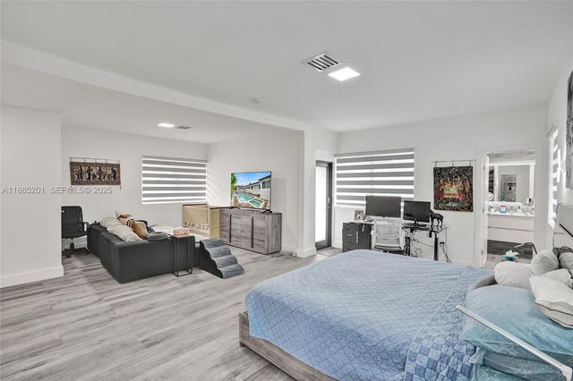 3784 Sheridan Avenue, Miami Beach, FL 33140