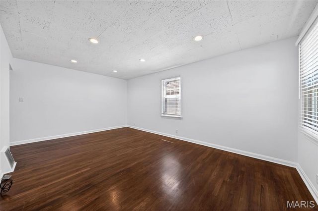 1338 Fairmount Court, St Louis, MO 63139