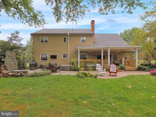 561 MILLCROSS RD, Lancaster, PA 17601